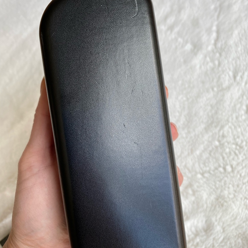 (Sold) Coach eyeglasses case - Picture 6 of 9